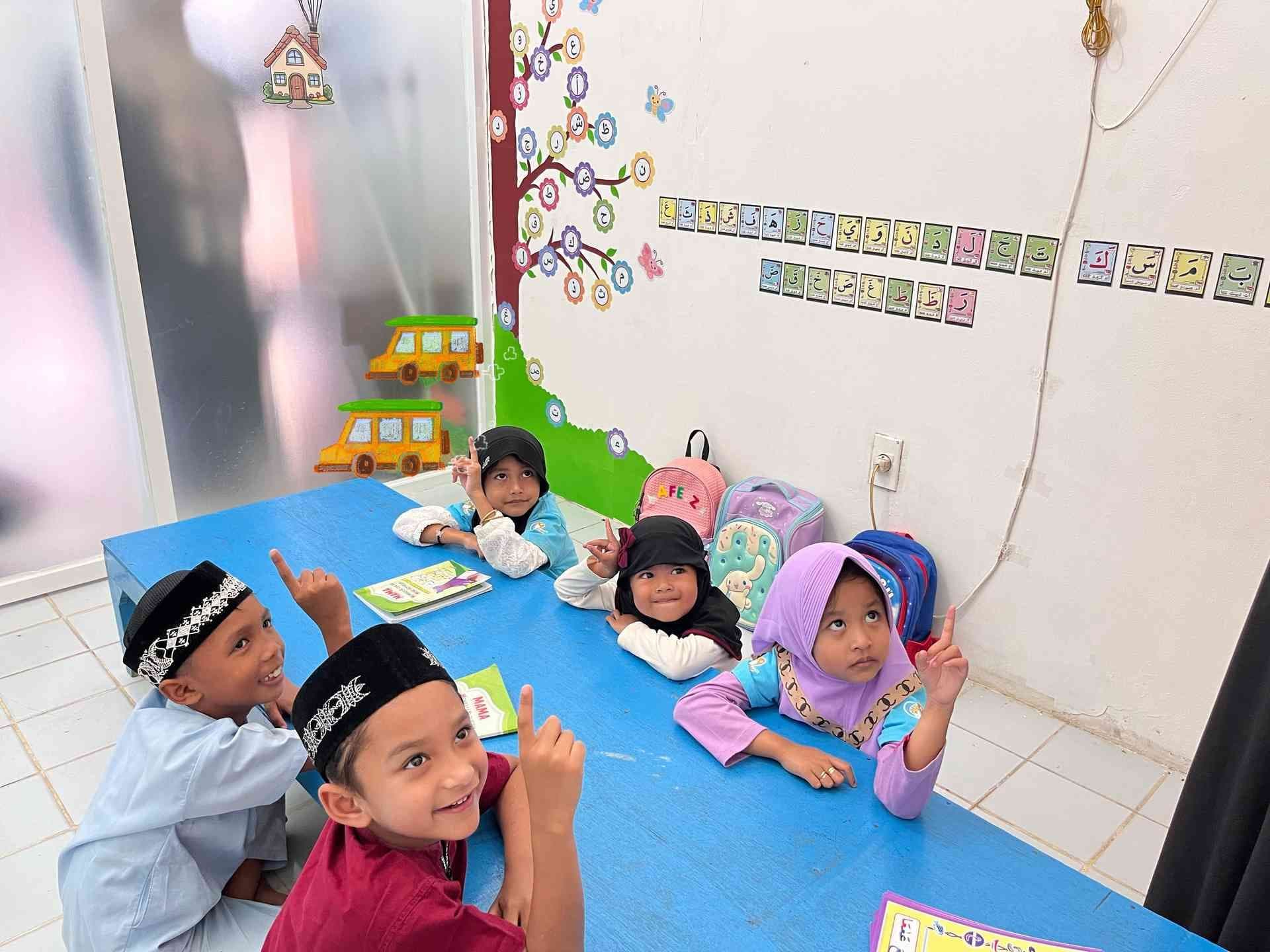 Aktivitas belajar anak di program BPUA